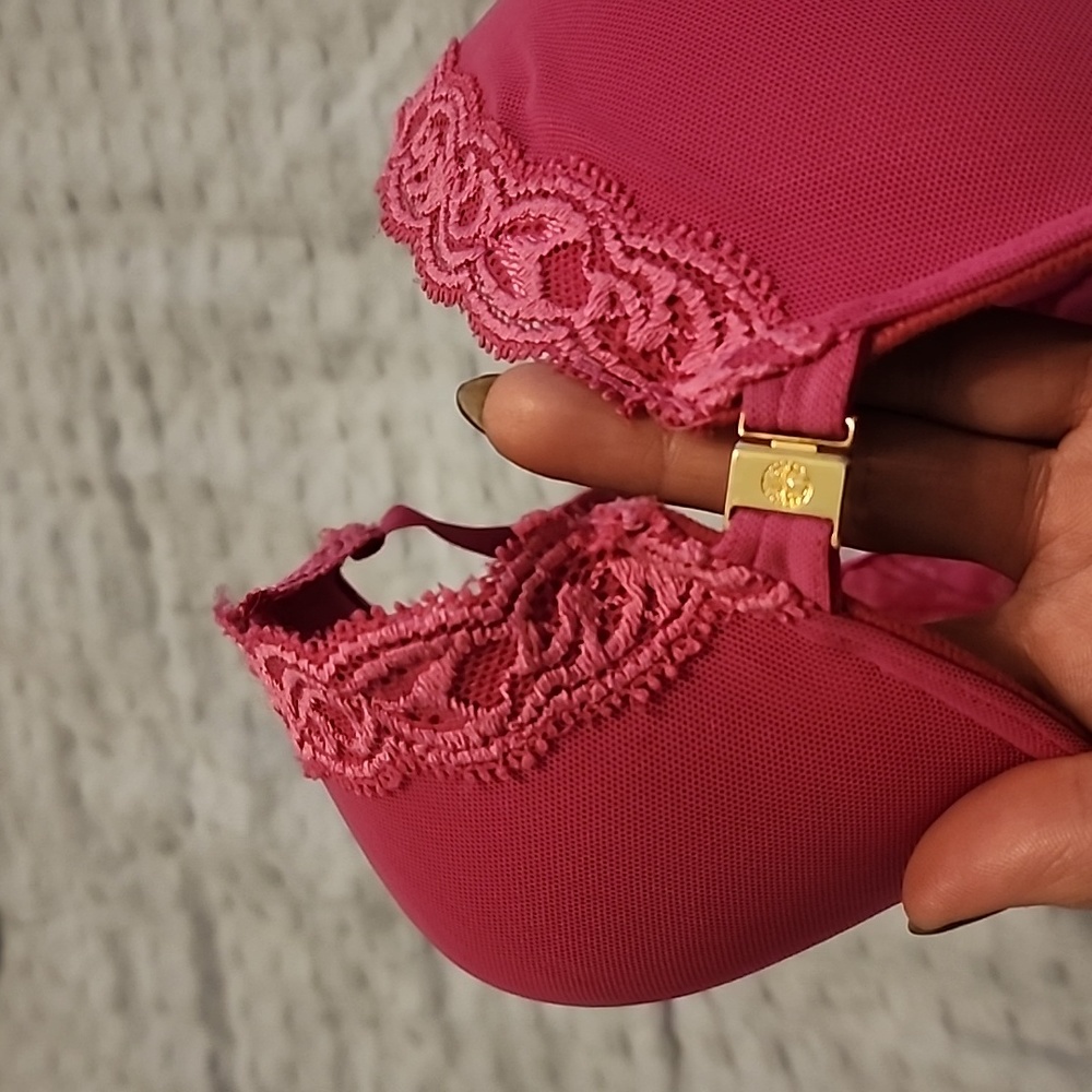 Natori Racerback front enclosure Magenta Bra